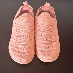 APL TechLoom Wave Sneakers